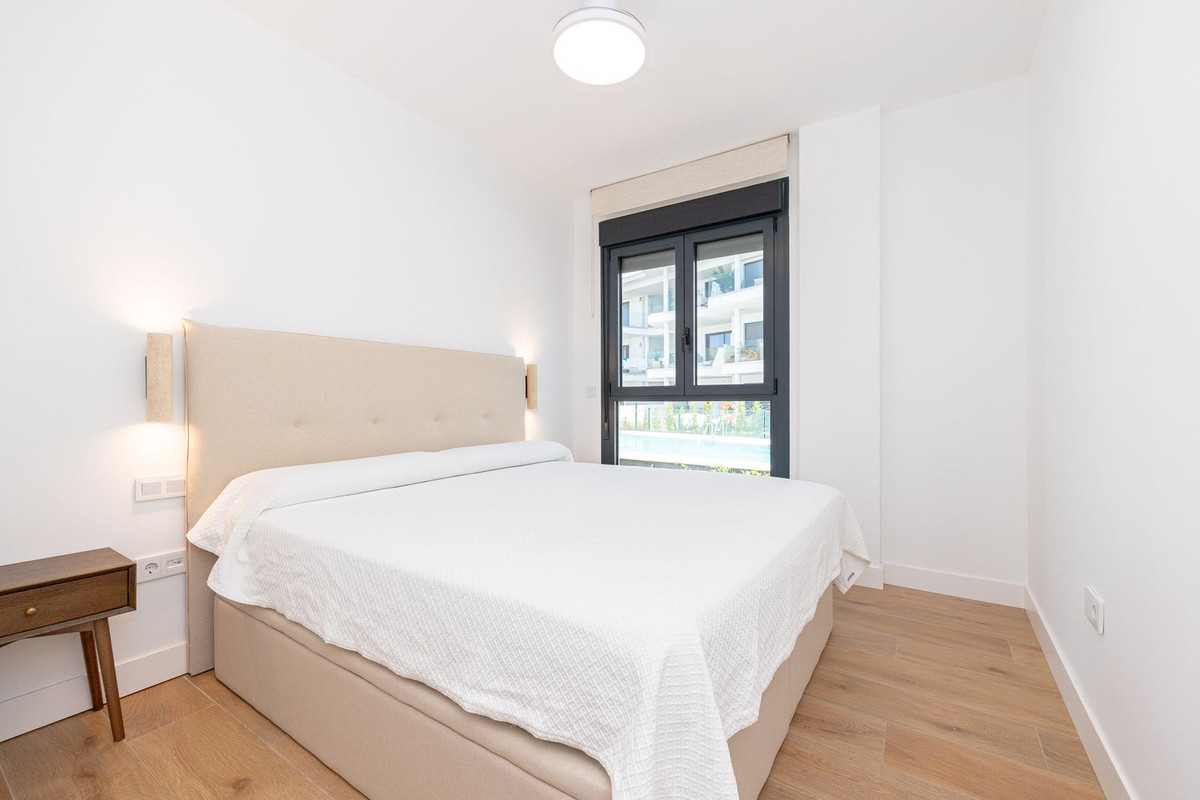 Se vende Apartamento Planta Media de 3 dormitorios en Costa Del Sol, Málaga, España