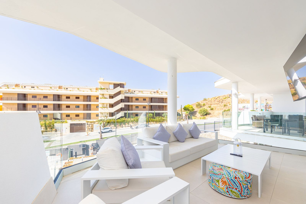 Se vende Apartamento Planta Media de 3 dormitorios en Costa Del Sol, Málaga, España