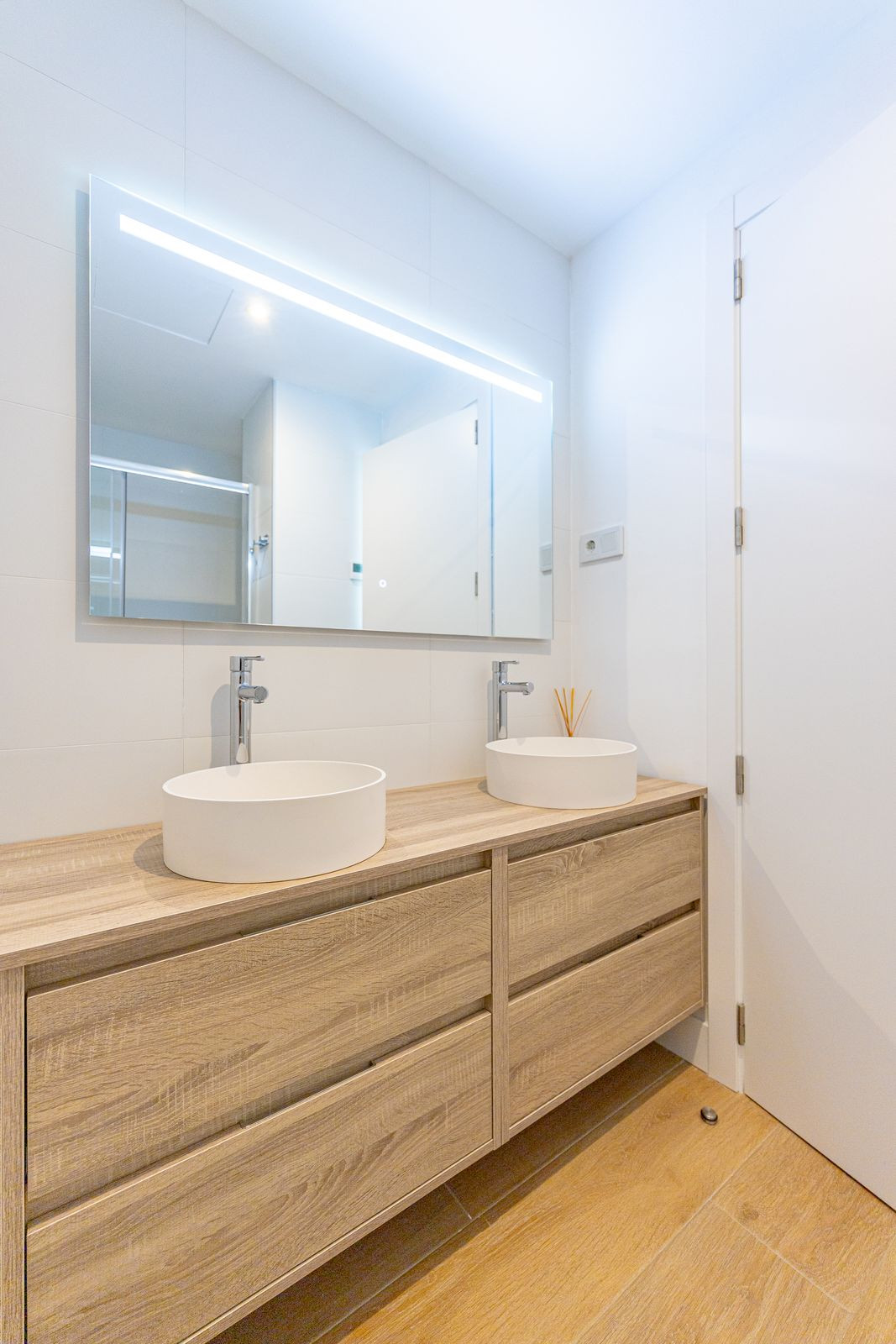 Se vende Apartamento Planta Media de 3 dormitorios en Costa Del Sol, Málaga, España