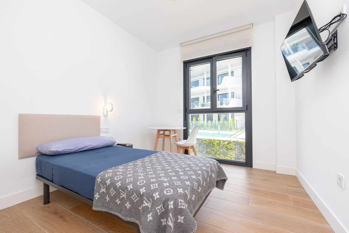 Se vende Apartamento Planta Media de 3 dormitorios en Costa Del Sol, Málaga, España