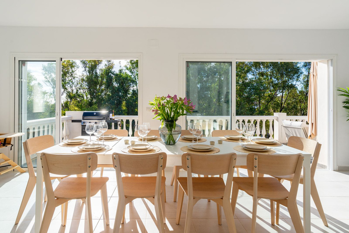 Se vende Villa - Chalet de 3 dormitorios en Costa Del Sol, Málaga, España
