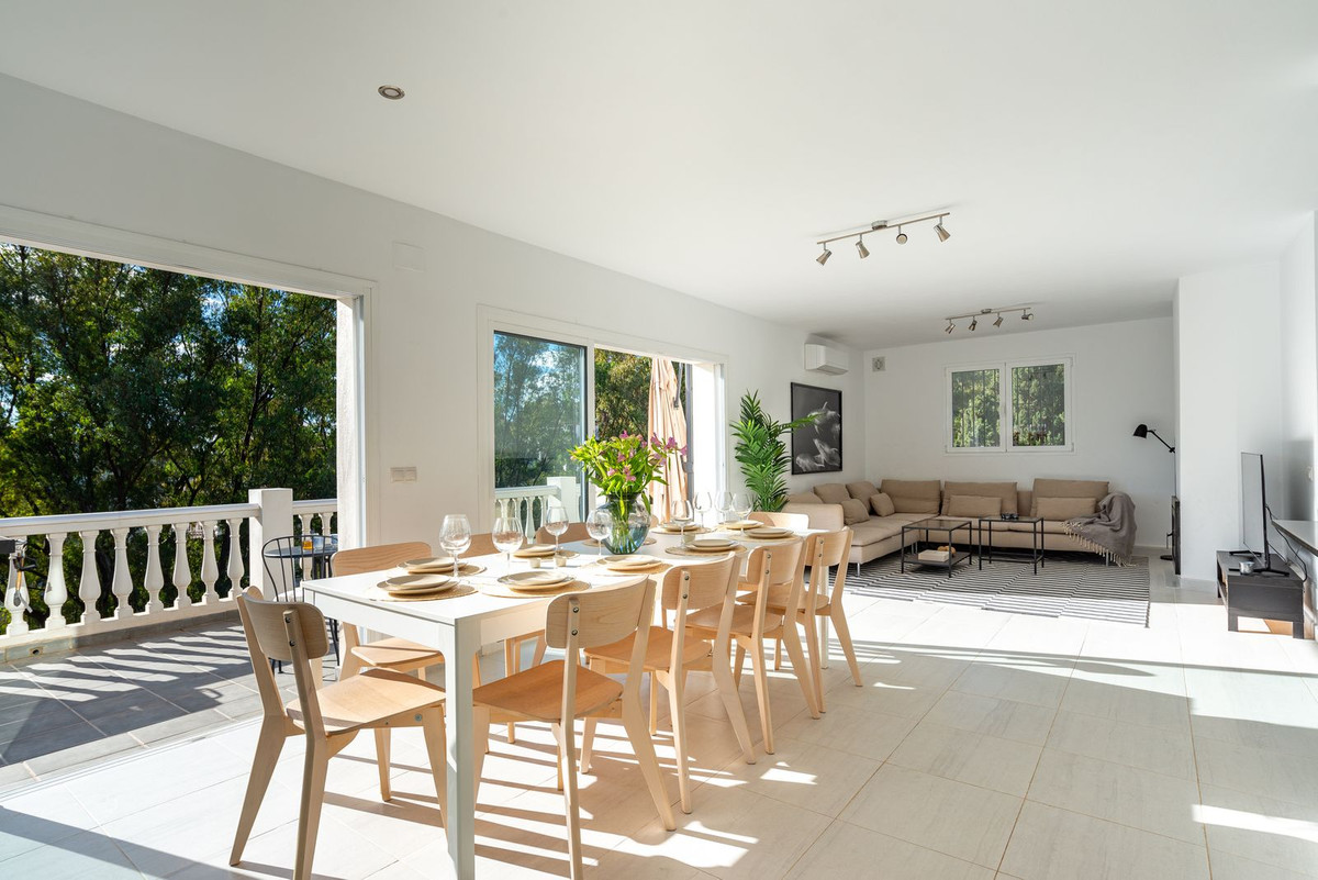 Se vende Villa - Chalet de 3 dormitorios en Costa Del Sol, Málaga, España