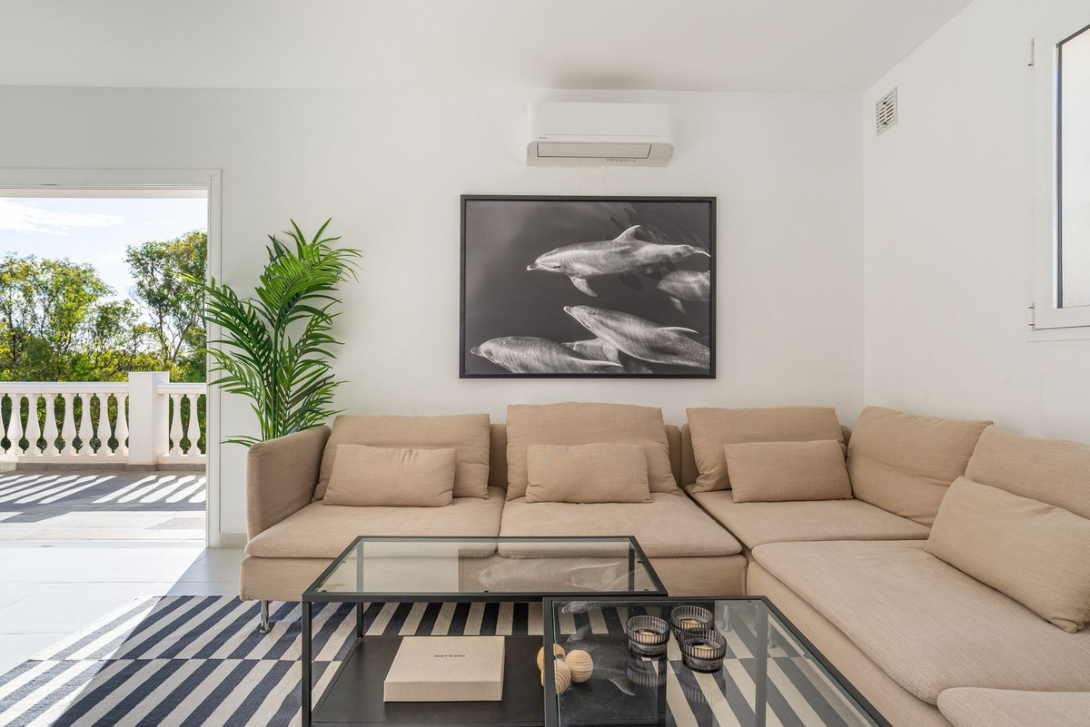 Se vende Villa - Chalet de 3 dormitorios en Costa Del Sol, Málaga, España