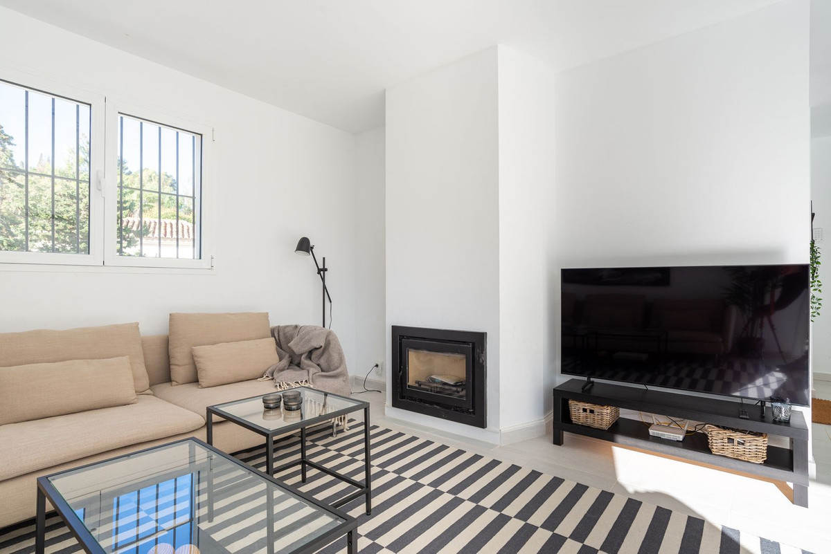 Se vende Villa - Chalet de 3 dormitorios en Costa Del Sol, Málaga, España