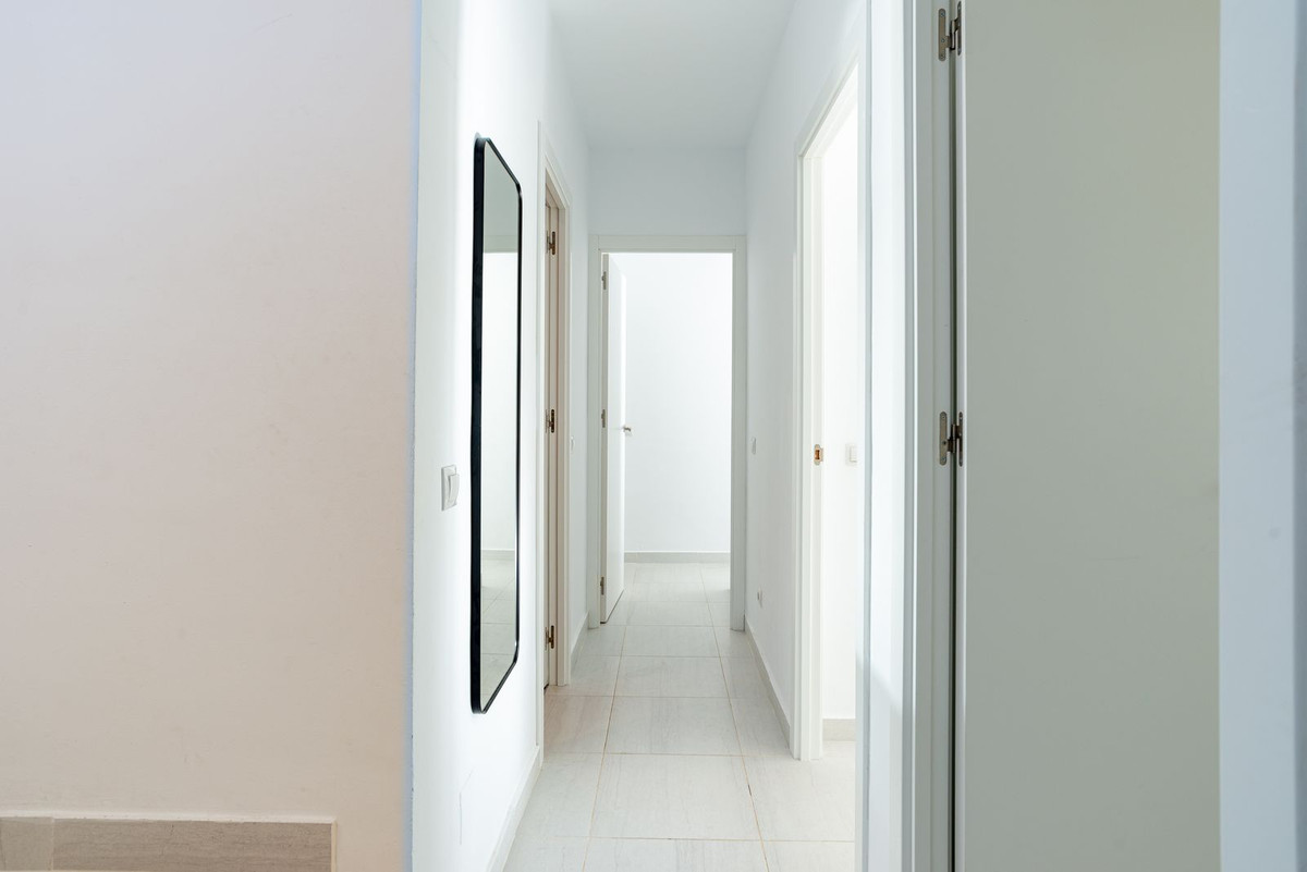Se vende Villa - Chalet de 3 dormitorios en Costa Del Sol, Málaga, España