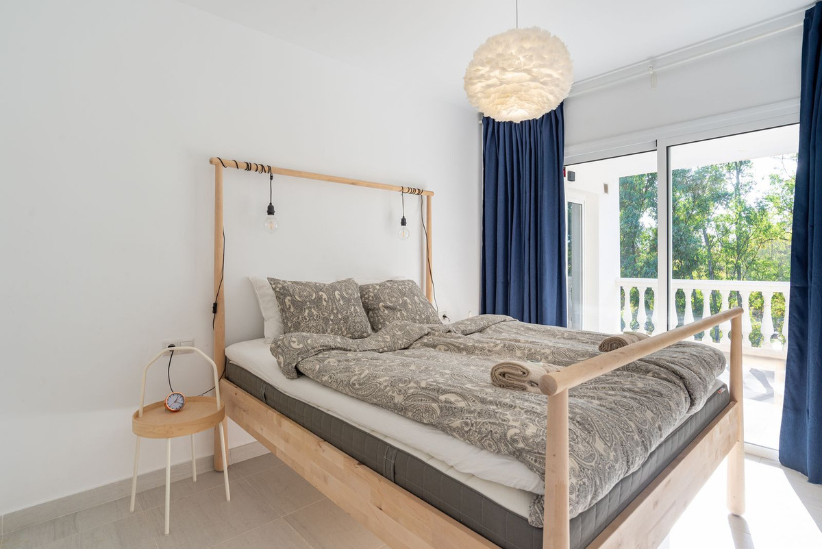Se vende Villa - Chalet de 3 dormitorios en Costa Del Sol, Málaga, España