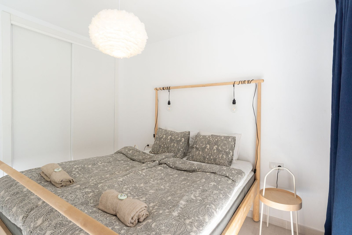 Se vende Villa - Chalet de 3 dormitorios en Costa Del Sol, Málaga, España