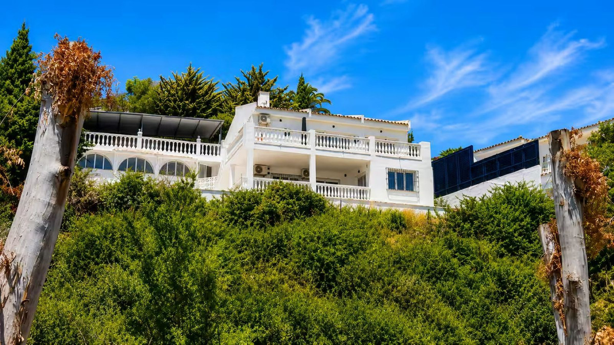 Se vende Villa - Chalet de 3 dormitorios en Costa Del Sol, Málaga, España