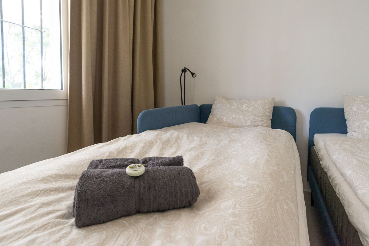 Se vende Villa - Chalet de 3 dormitorios en Costa Del Sol, Málaga, España