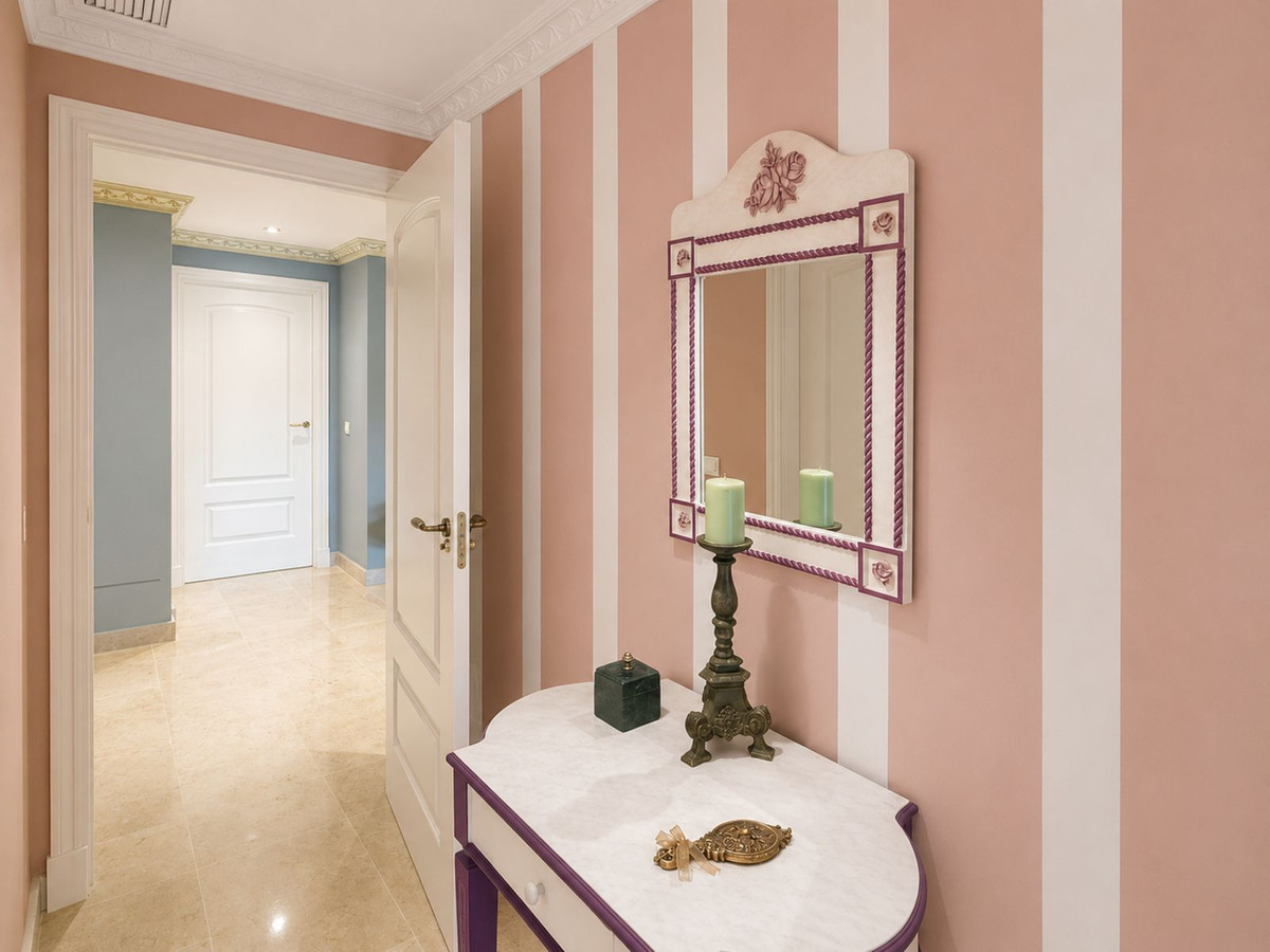 Se vende Apartamento Planta Media de 2 dormitorios en Costa Del Sol, Málaga, España