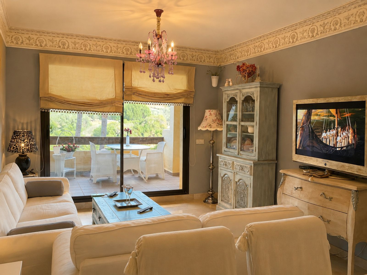 Se vende Apartamento Planta Media de 2 dormitorios en Costa Del Sol, Málaga, España