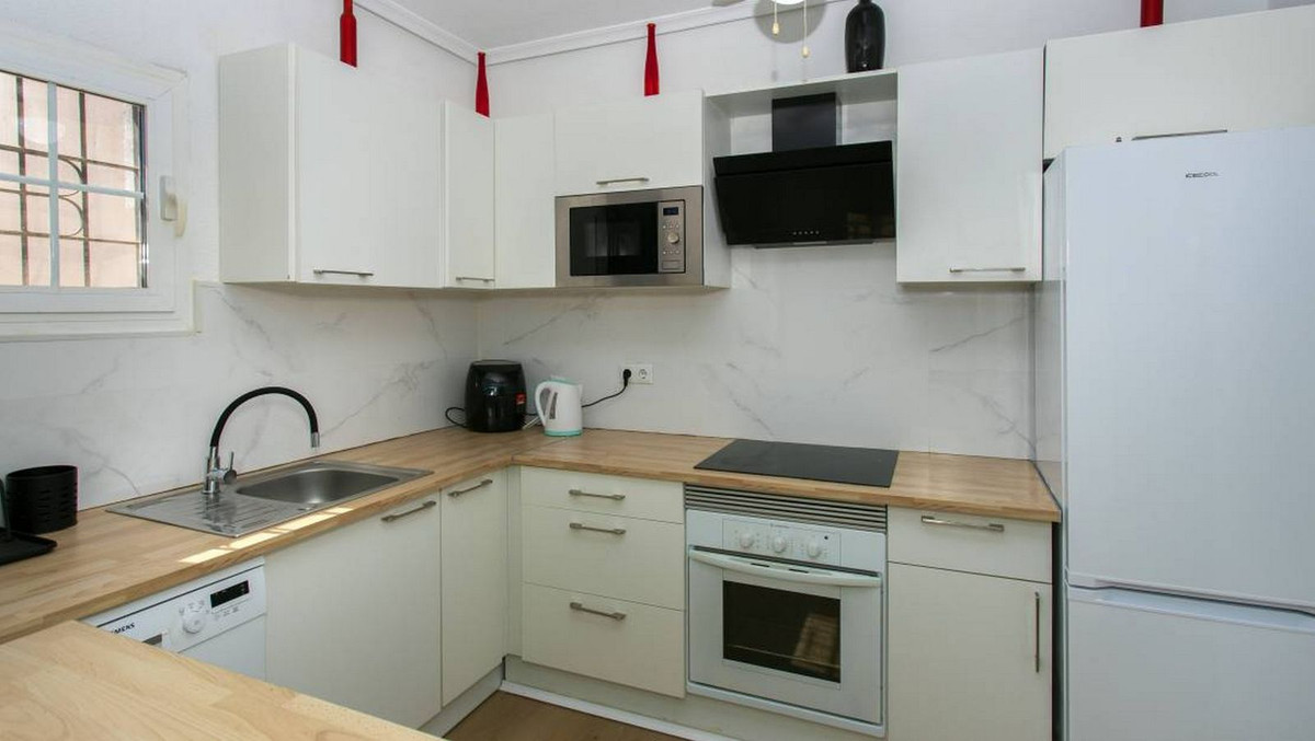3 Bed Apartment for sale in Playa Flamenca Costa Blanca, Alicante, Spain