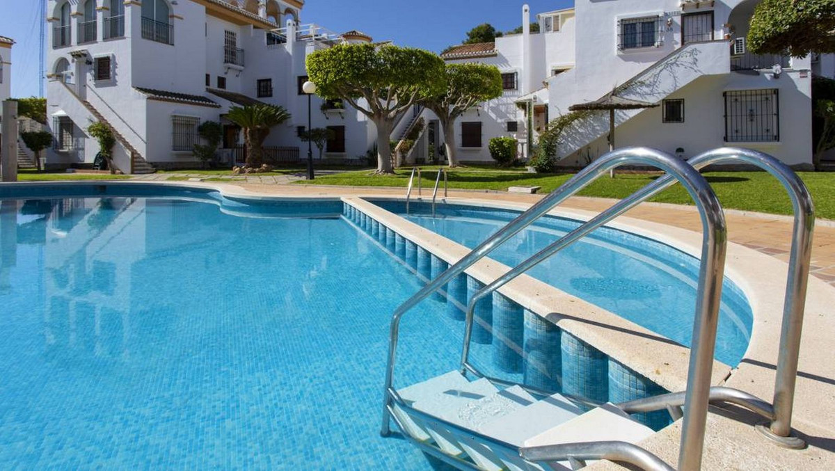 3 Bed Apartment for sale in Playa Flamenca Costa Blanca, Alicante, Spain