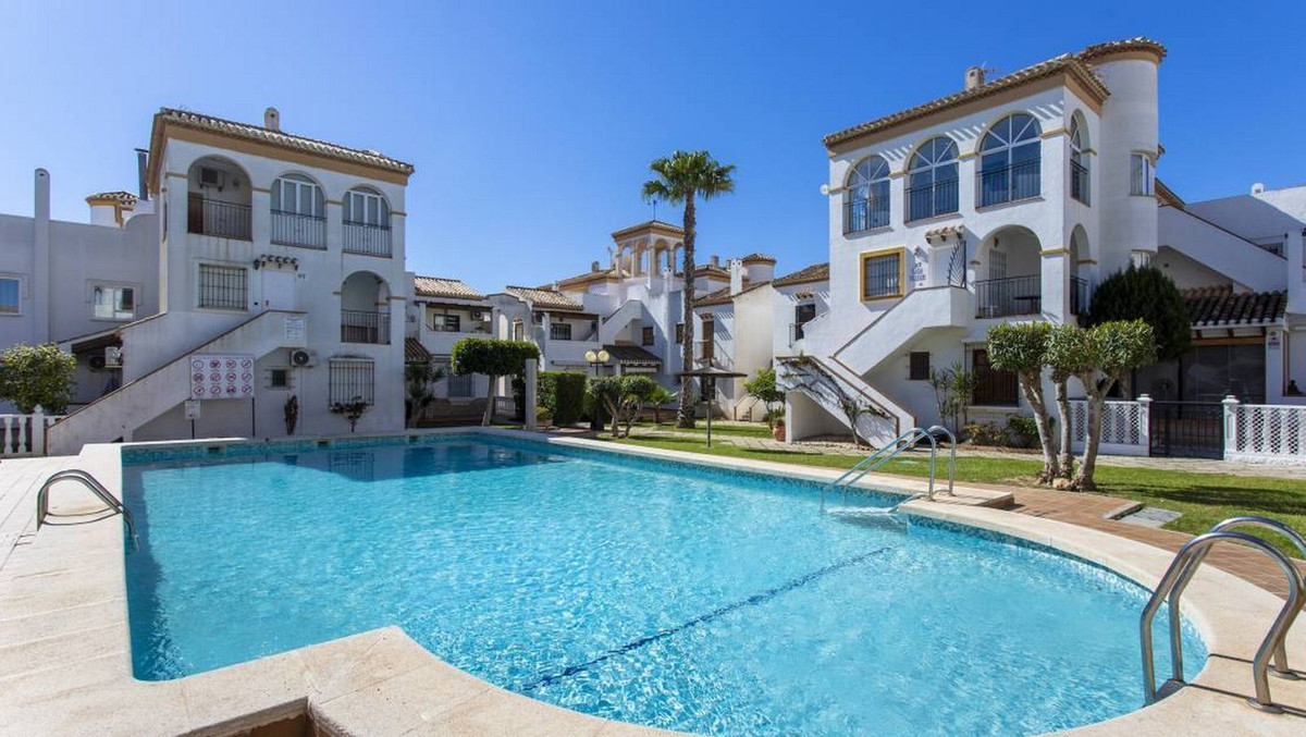 3 Bed Apartment for sale in Playa Flamenca Costa Blanca, Alicante, Spain