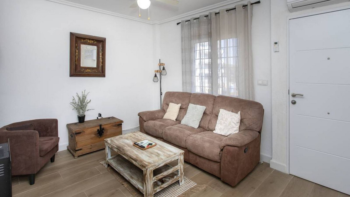 3 Bed Apartment for sale in Playa Flamenca Costa Blanca, Alicante, Spain