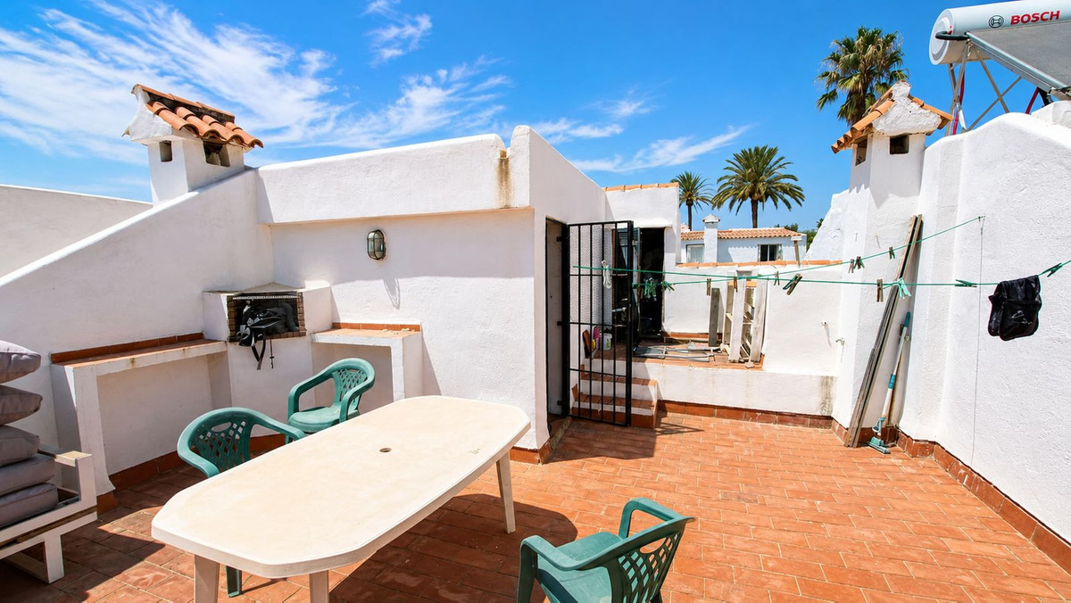 3 Bed Townhouse for sale in Casares Playa Costa Del Sol, Málaga, Spain