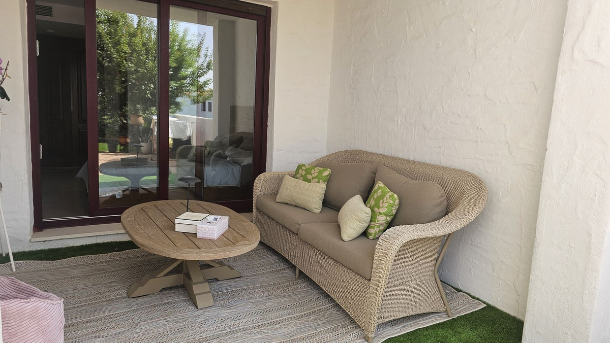 Se vende Apartamento Planta Baja de 2 dormitorios en Costa Del Sol, Málaga, España