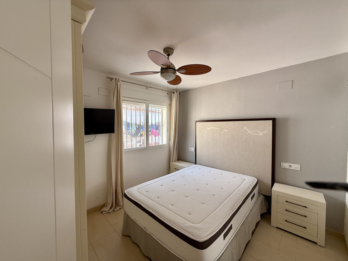 2 Bed Apartment for sale in Calahonda Costa Del Sol, Málaga, Spain