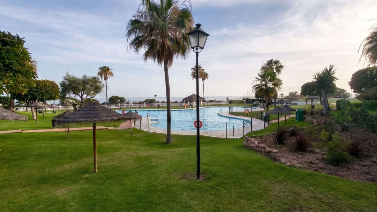 Se vende Dúplex de 3 dormitorios en Costa Del Sol, Málaga, España