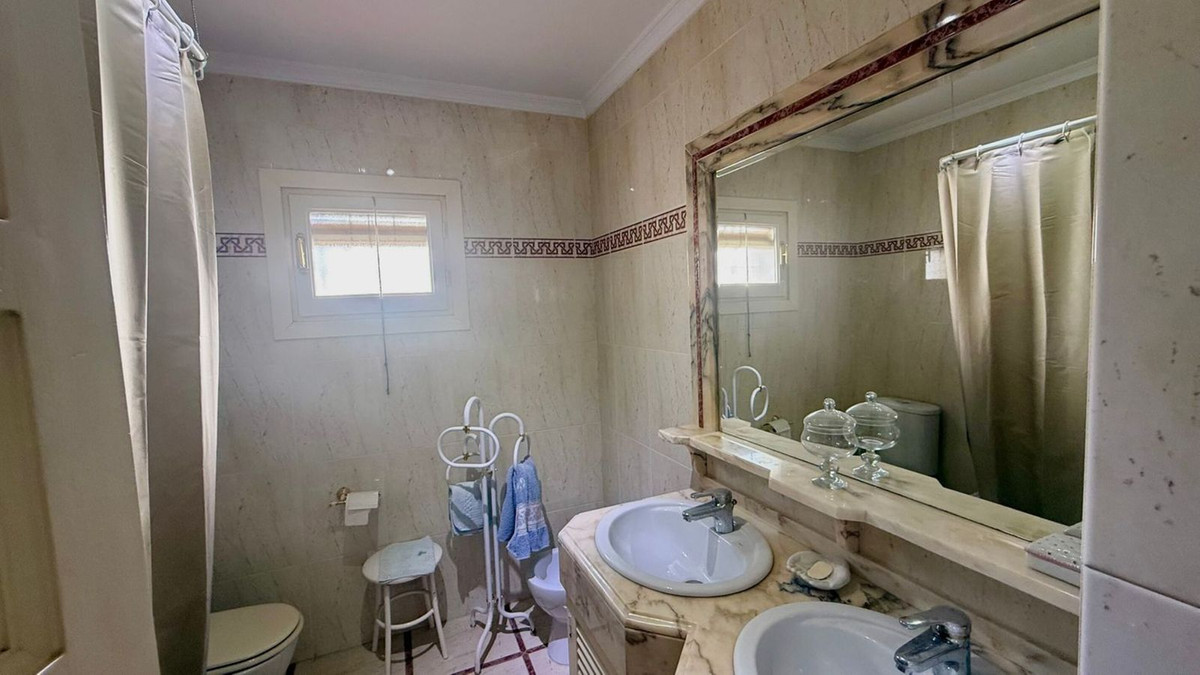 Se vende Adosada de 2 dormitorios en Costa Del Sol, Málaga, España