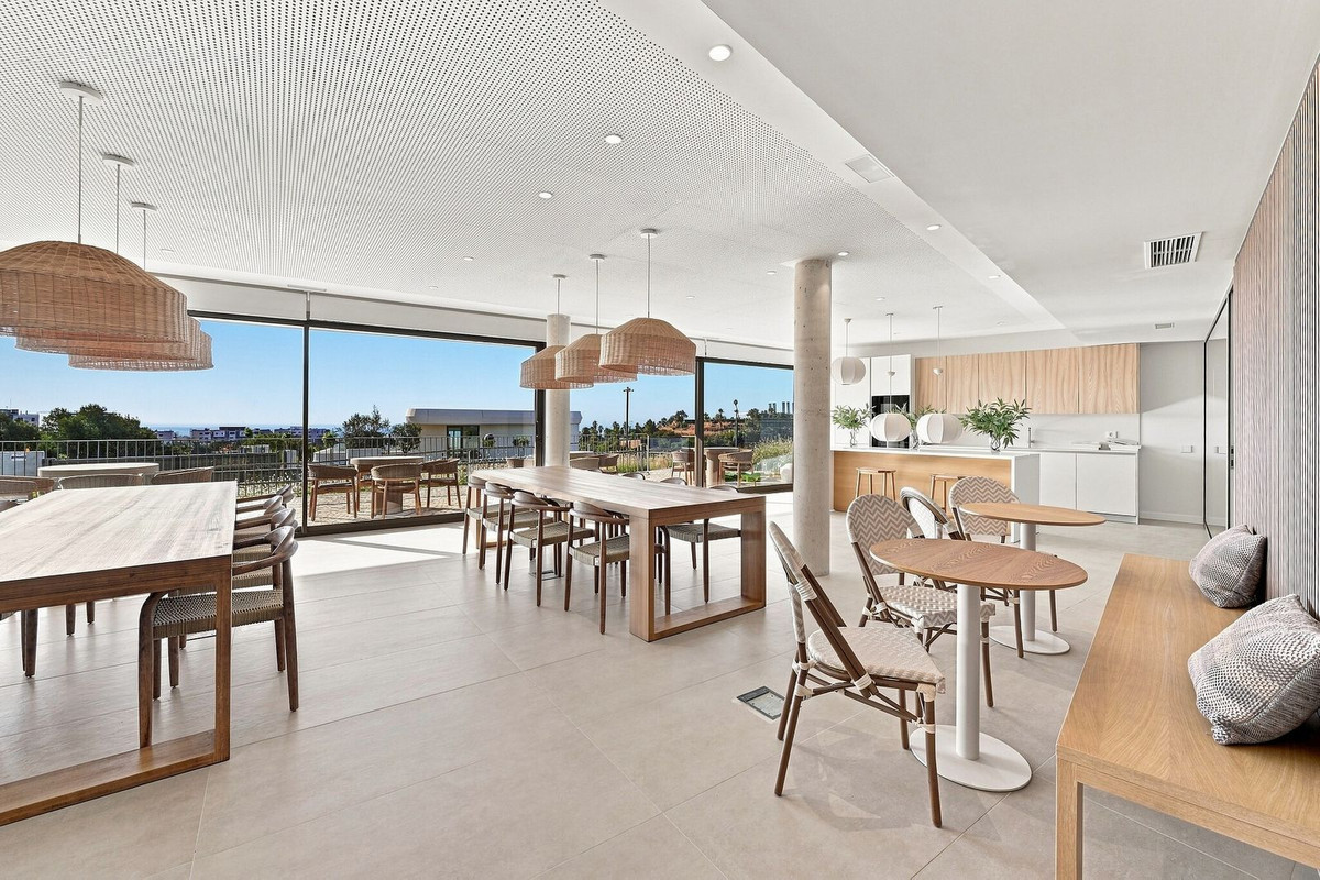 Se vende Apartamento Planta Media de 3 dormitorios en Costa Del Sol, Málaga, España
