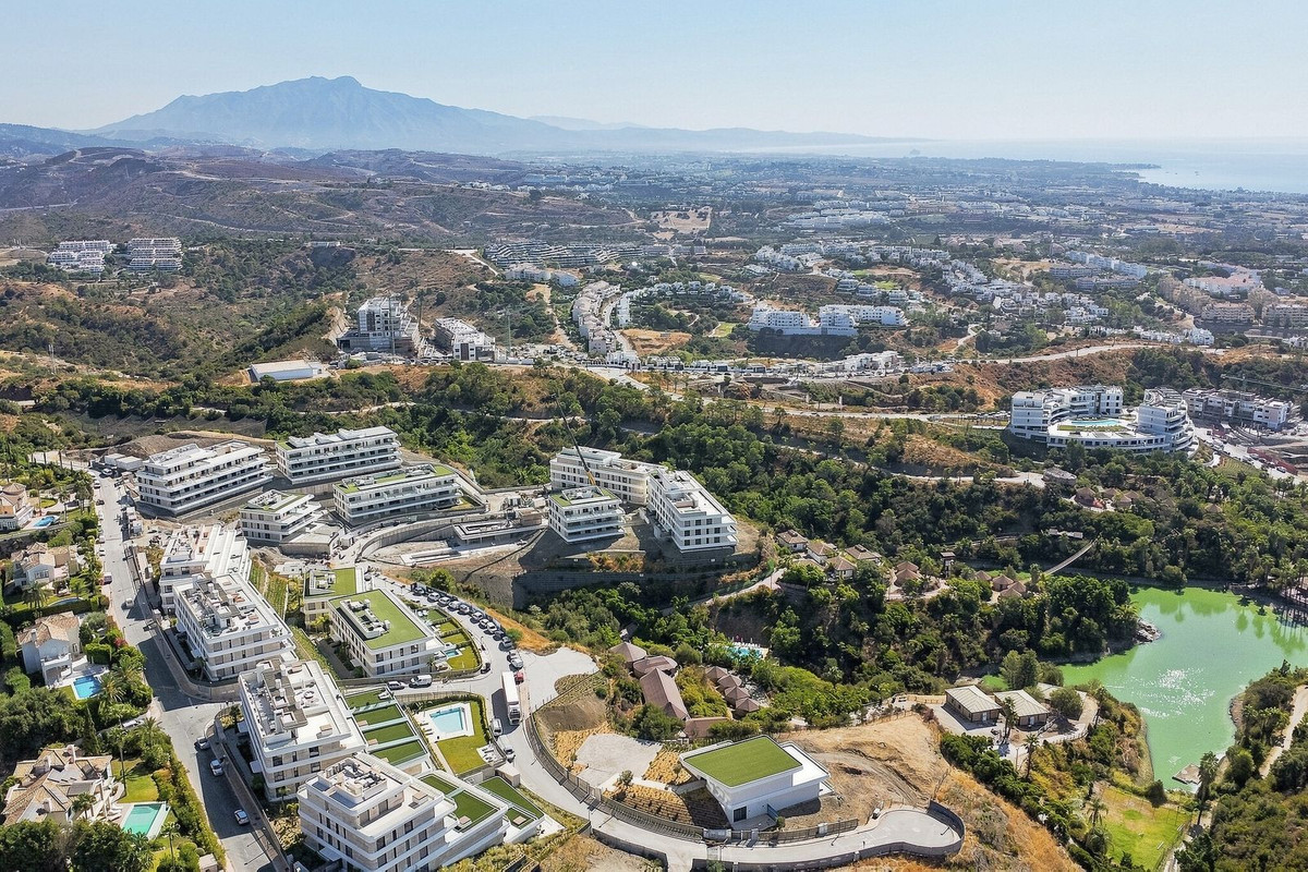 Se vende Apartamento Planta Media de 3 dormitorios en Costa Del Sol, Málaga, España
