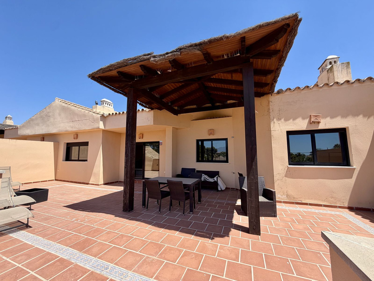 2 Bed Apartment for sale in Puerto Banús Costa Del Sol, Málaga, Spain