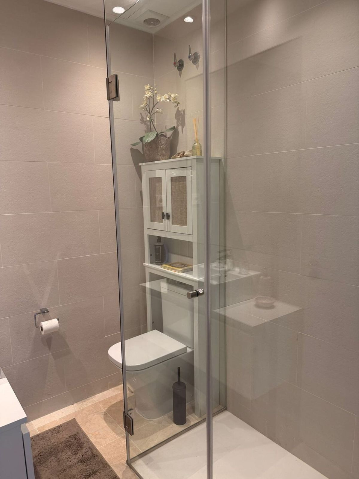 3 Bed Apartment for sale in Benahavís Costa Del Sol, Málaga, Spain