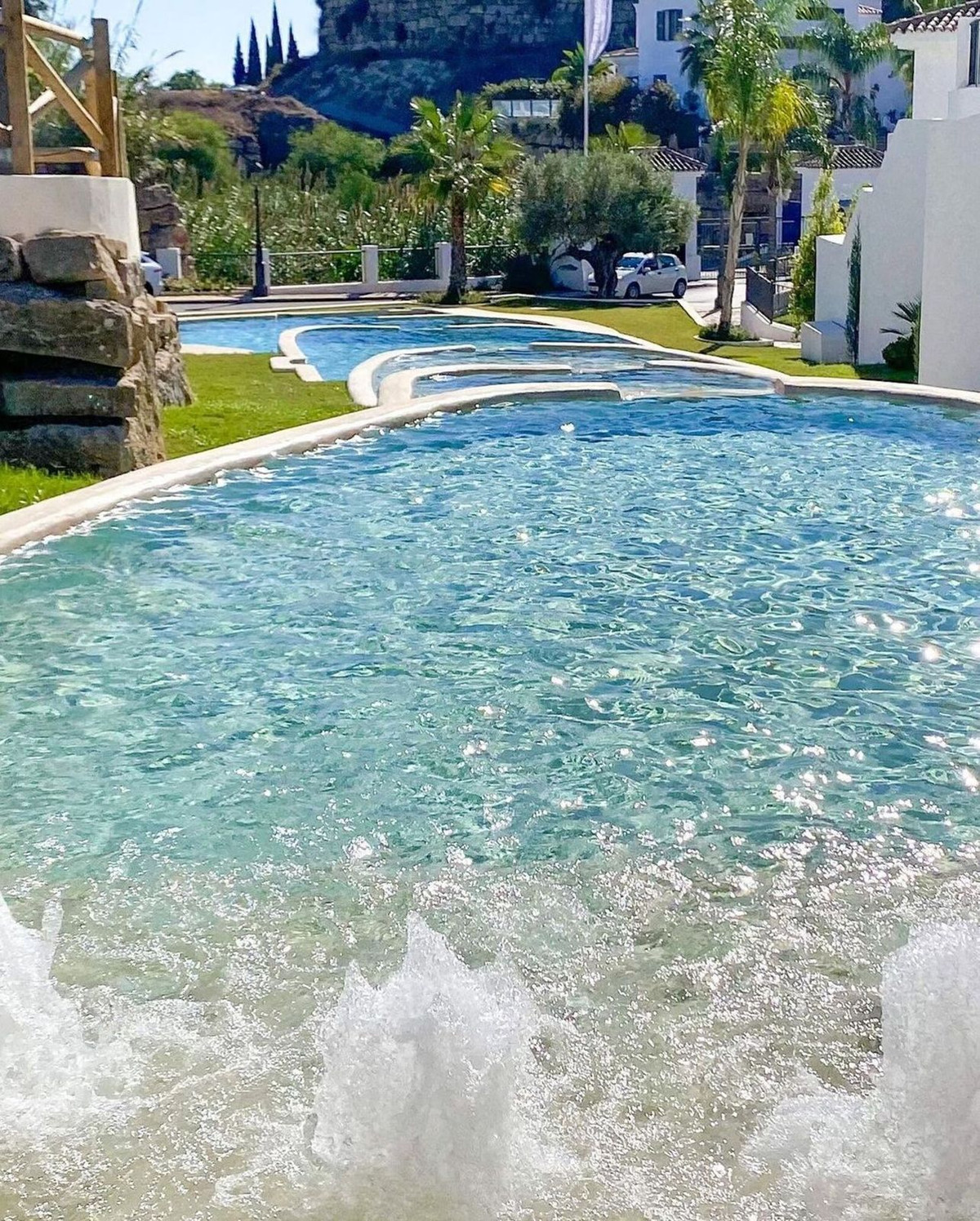 3 Bed Apartment for sale in Benahavís Costa Del Sol, Málaga, Spain