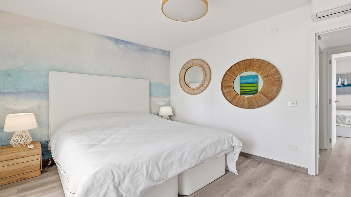 2 Bed Apartment for sale in Sotogrande Costa Costa Del Sol, Cádiz, Spain