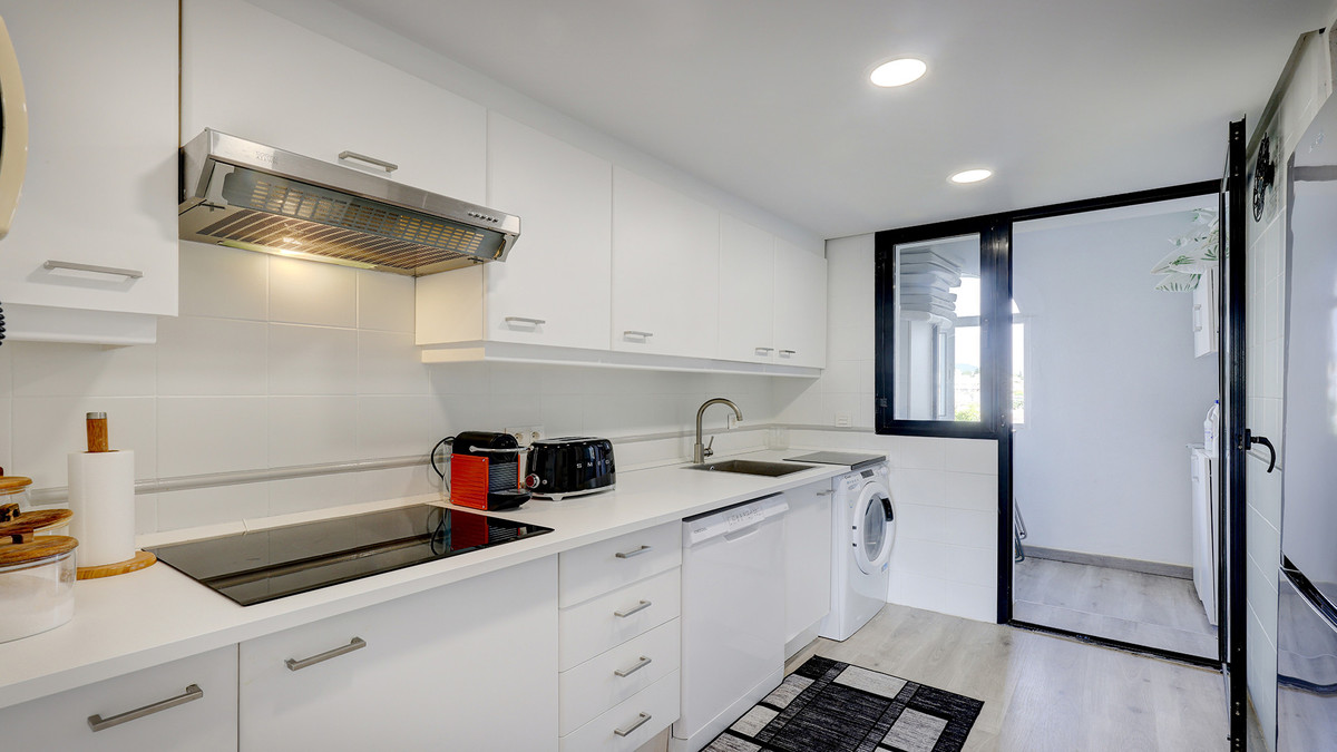 2 Bed Apartment for sale in Sotogrande Costa Costa Del Sol, Cádiz, Spain