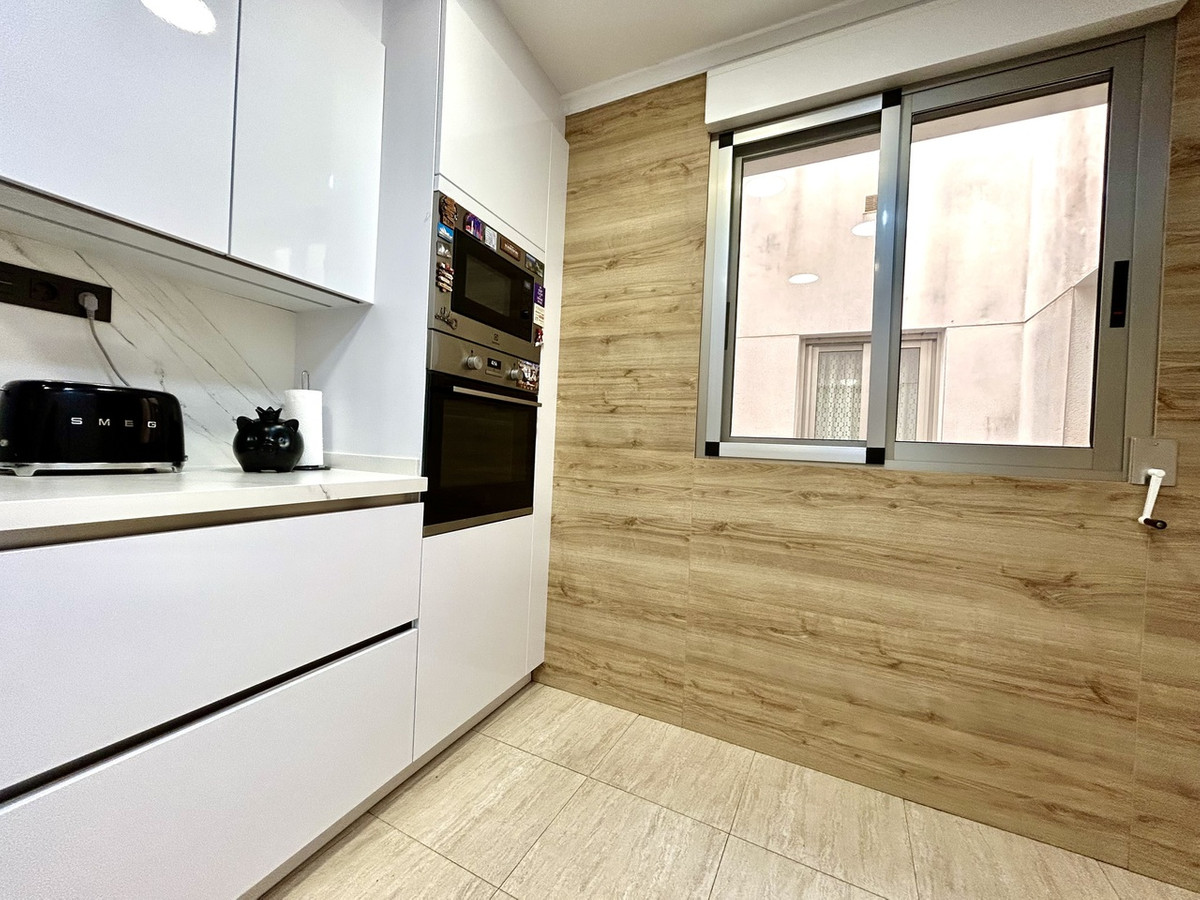 2 Bed Apartment for sale in Torrevieja Costa Blanca, Alicante, Spain
