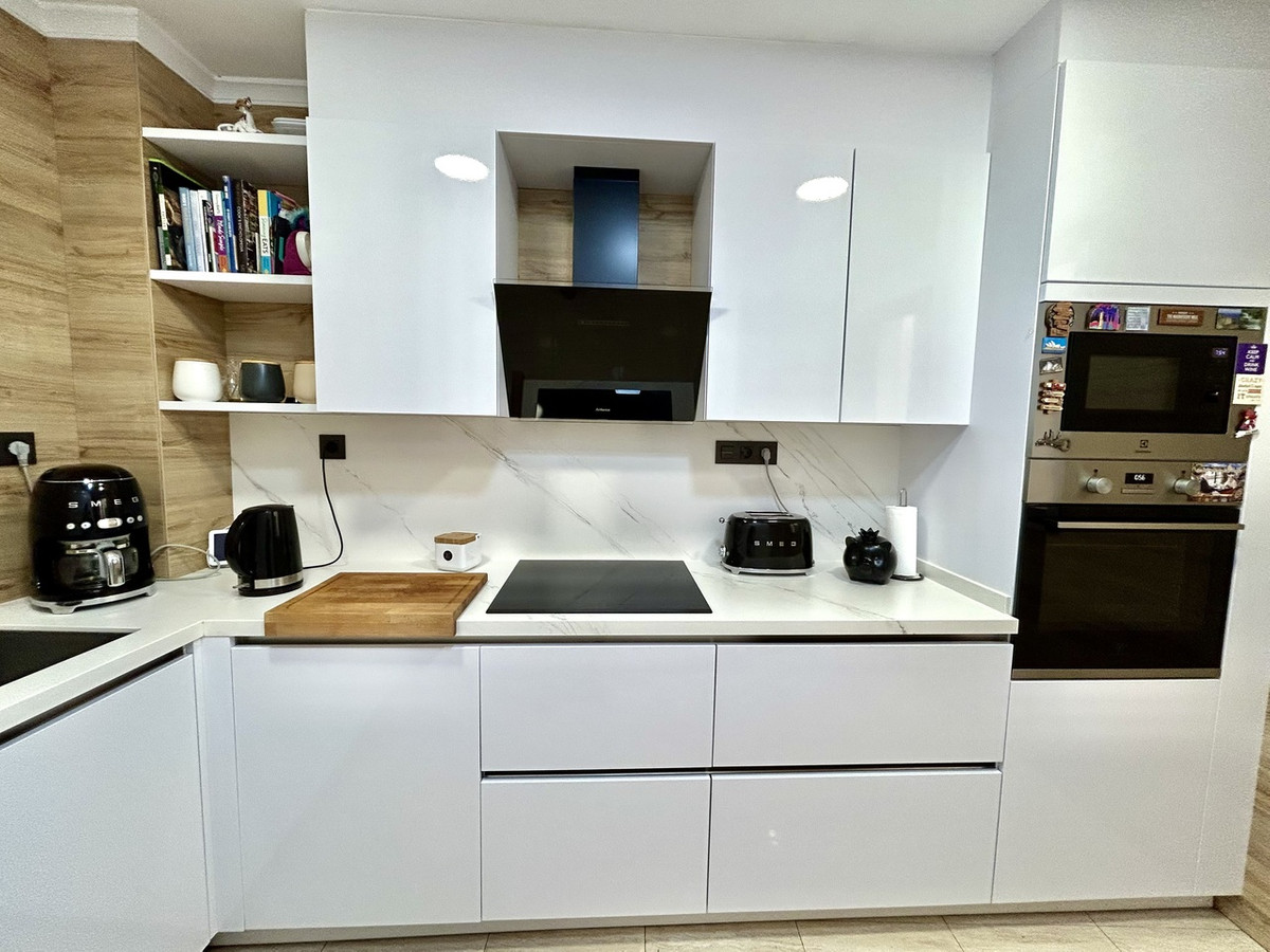 2 Bed Apartment for sale in Torrevieja Costa Blanca, Alicante, Spain