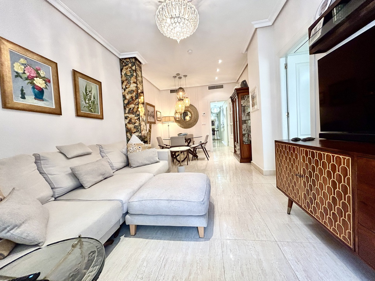 2 Bed Apartment for sale in Torrevieja Costa Blanca, Alicante, Spain