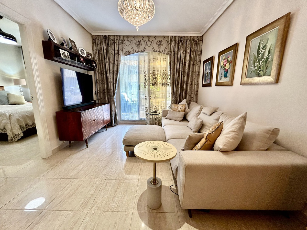 2 Bed Apartment for sale in Torrevieja Costa Blanca, Alicante, Spain