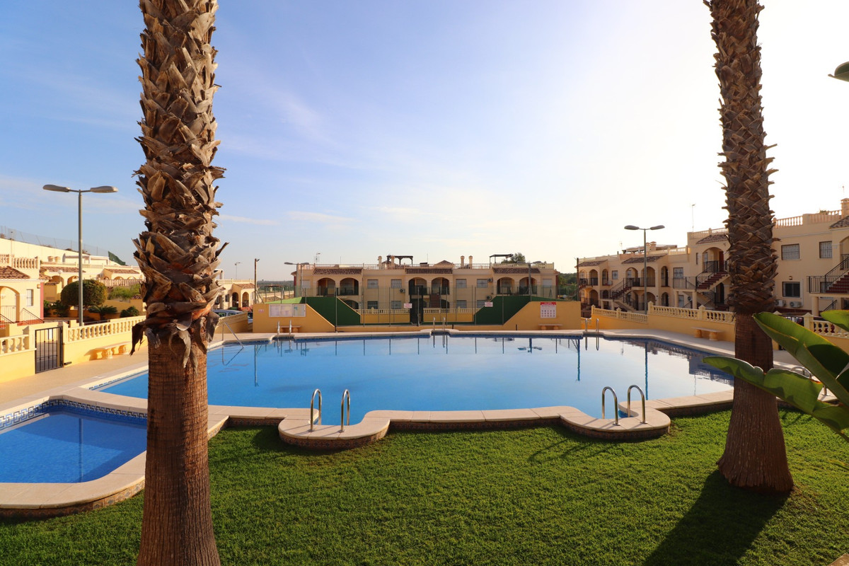 2 Bed Townhouse for sale in Montemar Costa Blanca, Alicante, Spain