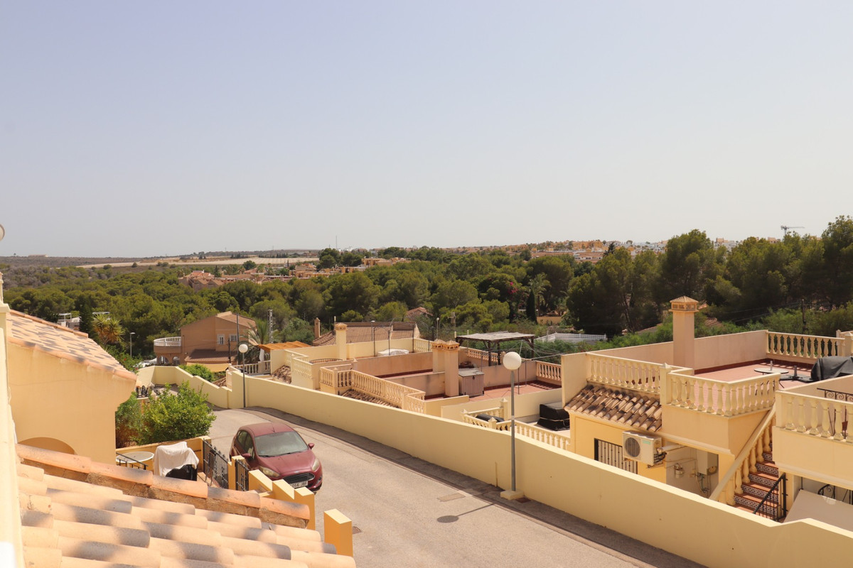 2 Bed Townhouse for sale in Montemar Costa Blanca, Alicante, Spain