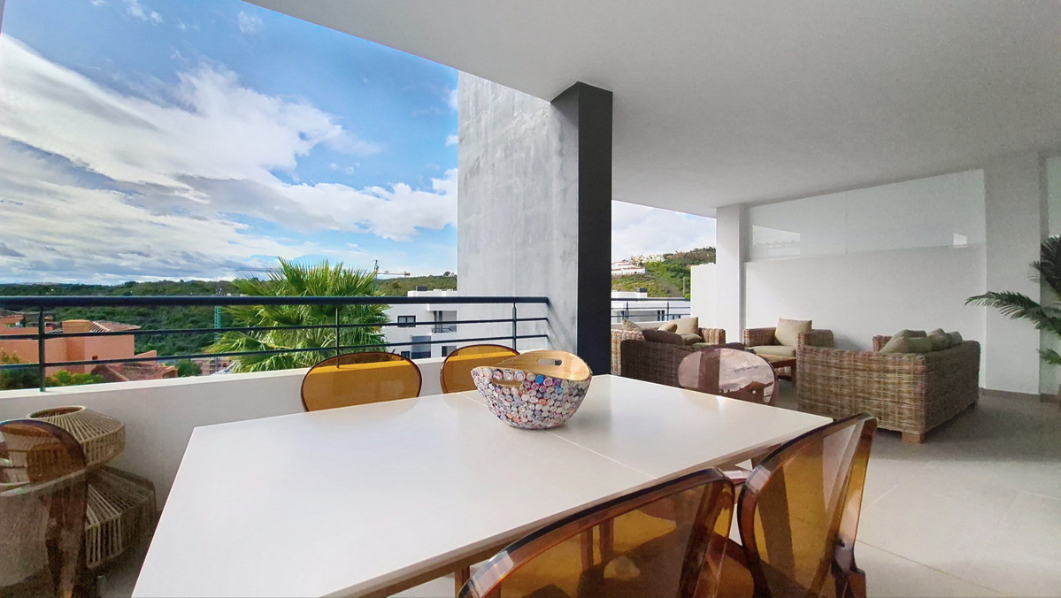 Se vende Apartamento Planta Media de 3 dormitorios en Costa Del Sol, Málaga, España