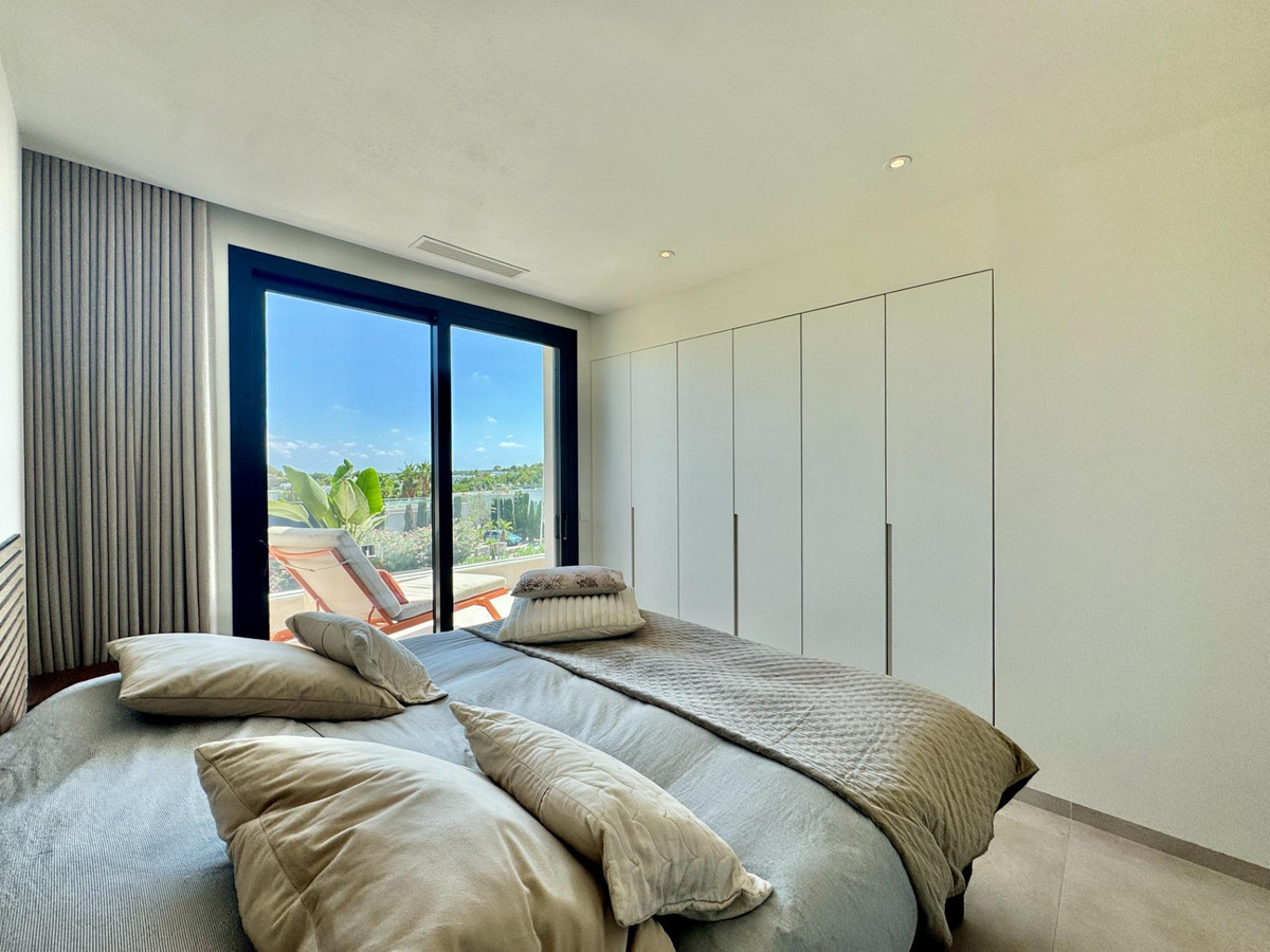 3 Bed Apartment for sale in Las Colinas Golf Costa Blanca, Alicante, Spain
