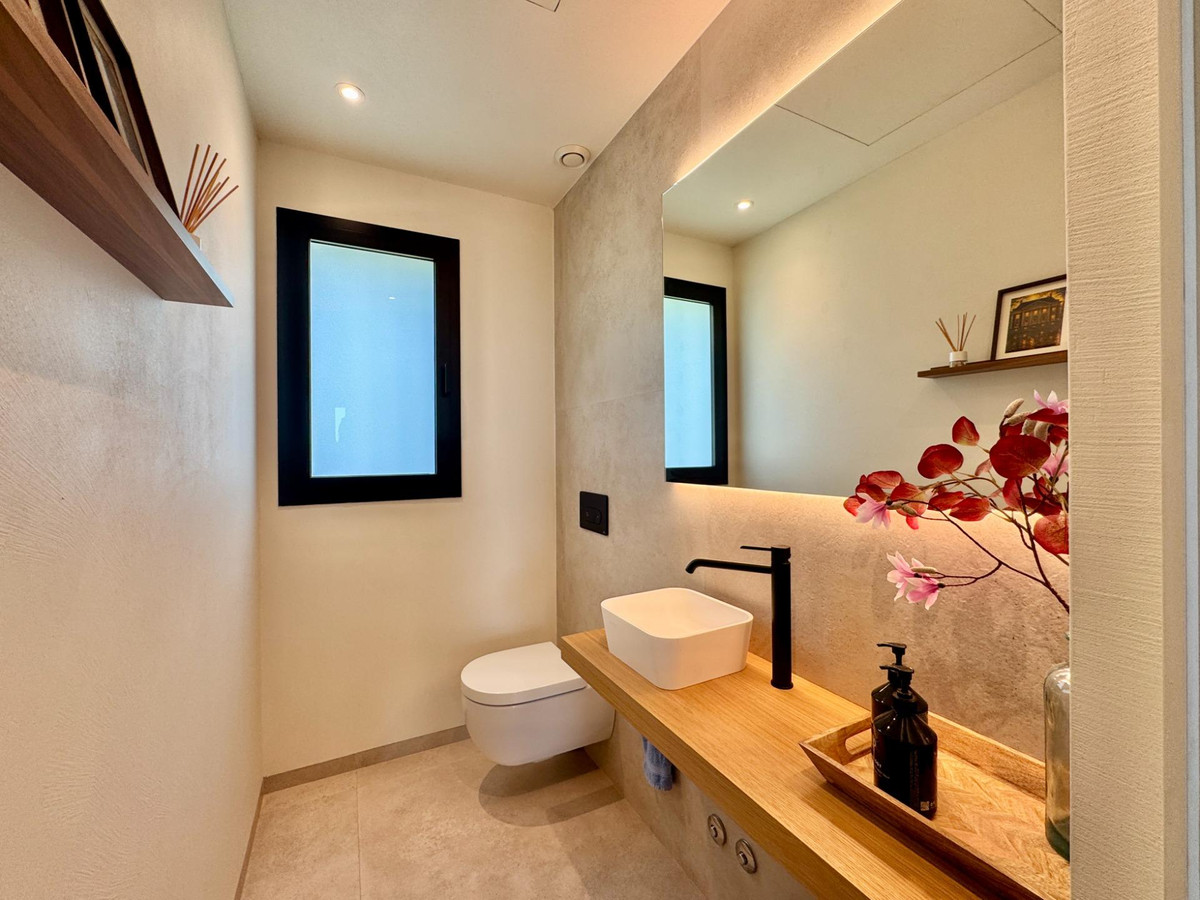 3 Bed Apartment for sale in Las Colinas Golf Costa Blanca, Alicante, Spain