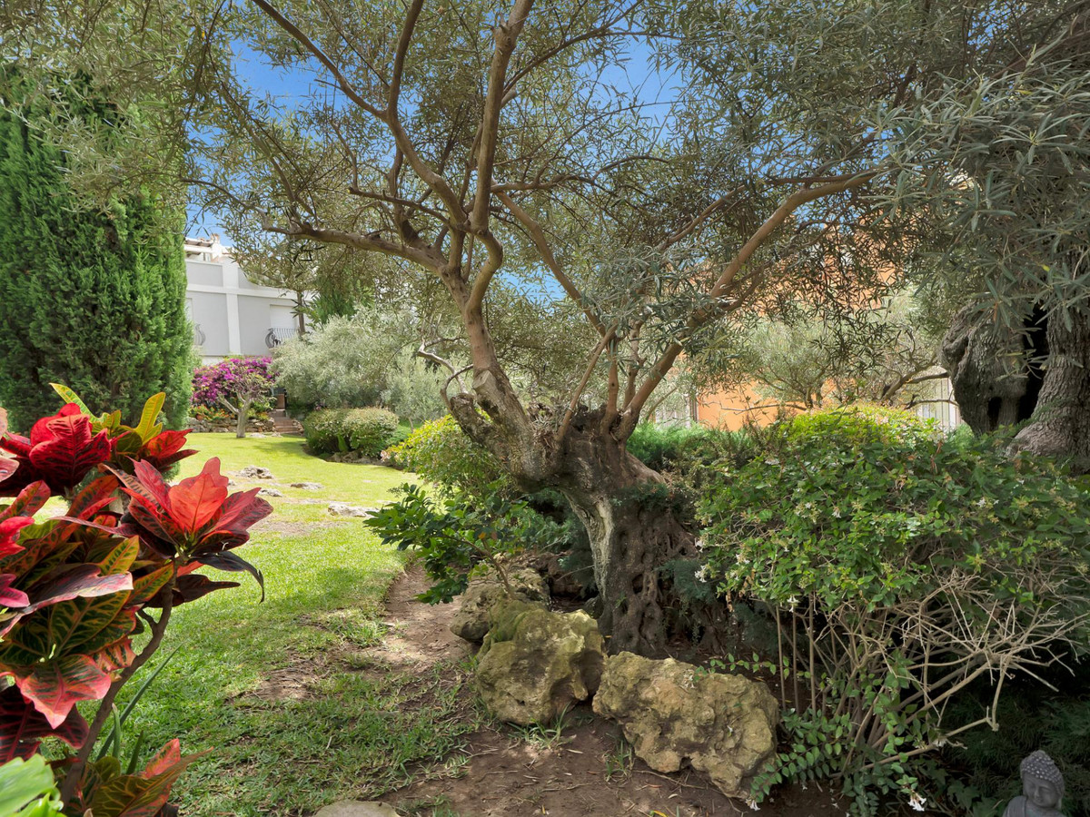 4 Bed Townhouse for sale in Bahía De Marbella Costa Del Sol, Málaga, Spain
