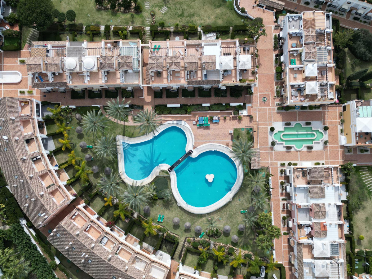 4 Bed Townhouse for sale in Bahía De Marbella Costa Del Sol, Málaga, Spain