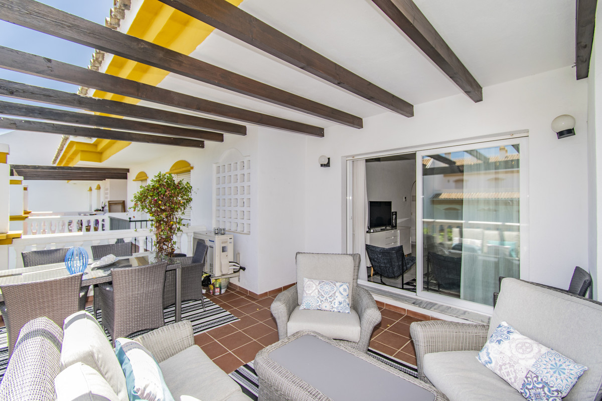 Se vende Apartamento Planta Media de 2 dormitorios en Costa Del Sol, Málaga, España