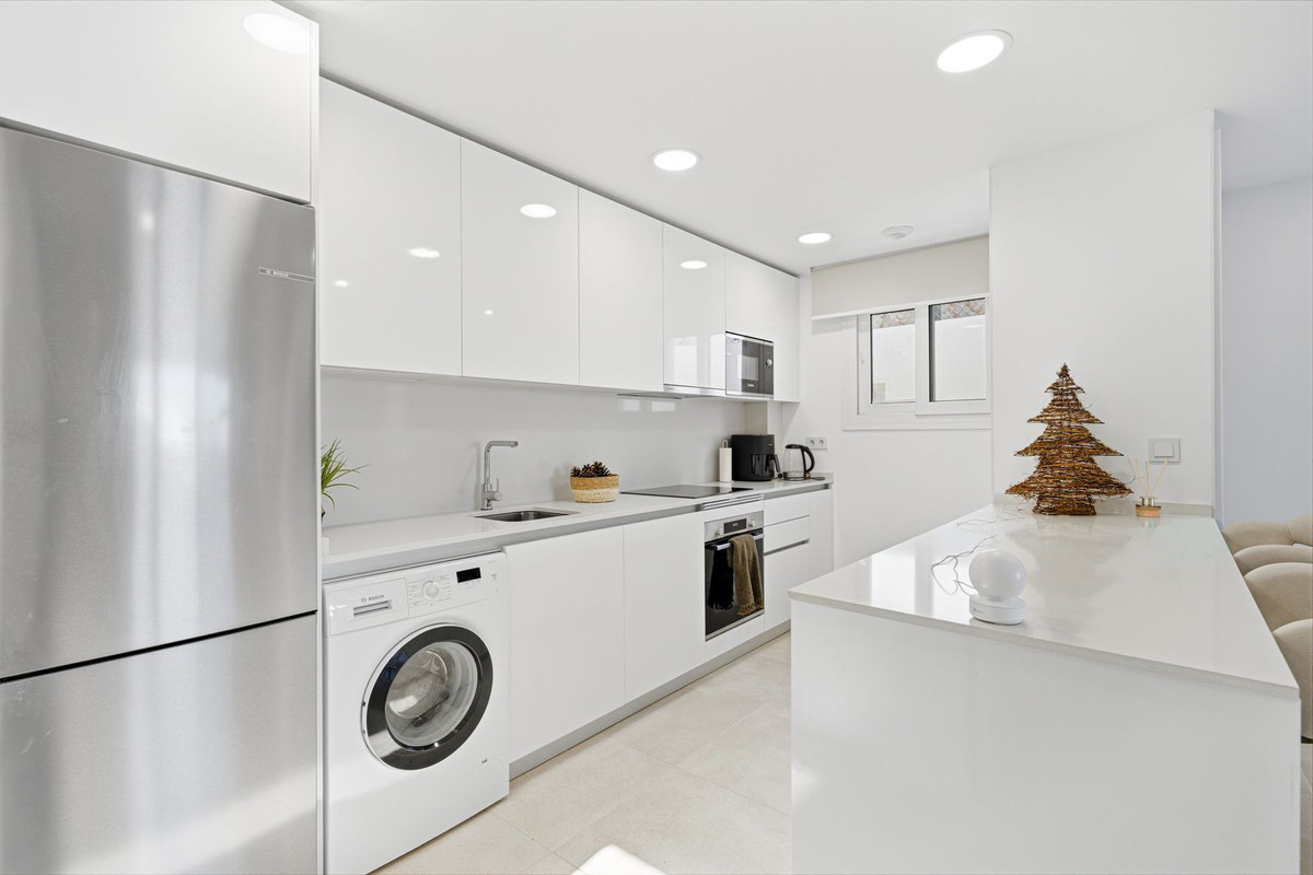 Se vende Pareada de 3 dormitorios en Costa Del Sol, Málaga, España