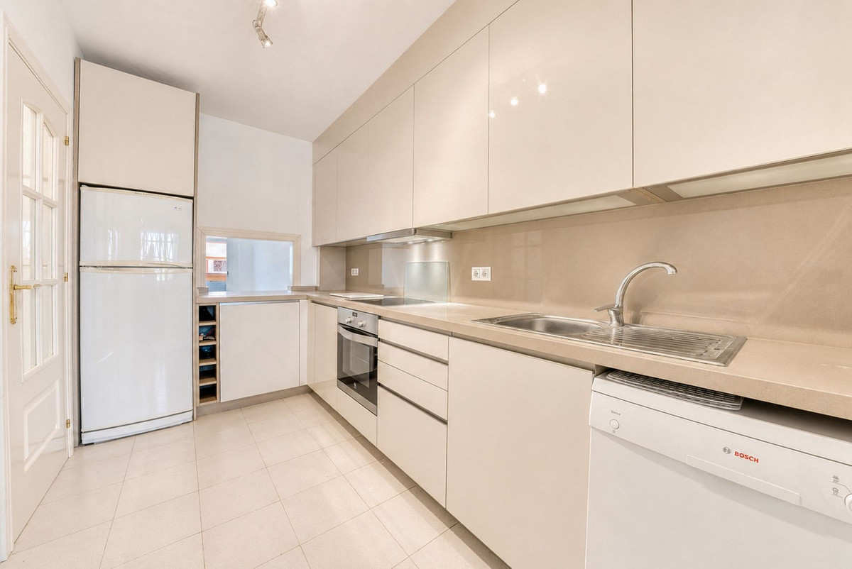 Se vende Apartamento Planta Baja de 2 dormitorios en Costa Del Sol, Málaga, España