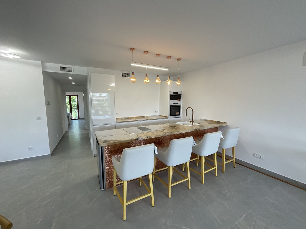 2 Bed Apartment for sale in Sotogrande Costa Del Sol, Cádiz, Spain