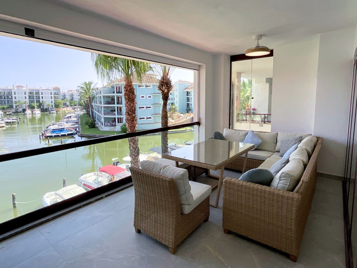 2 Bed Apartment for sale in Sotogrande Costa Del Sol, Cádiz, Spain