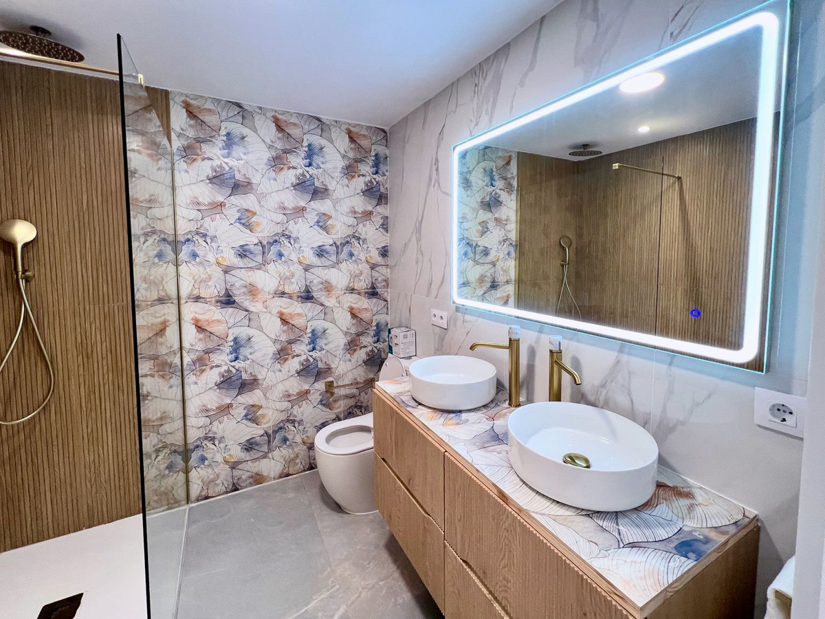2 Bed Apartment for sale in Sotogrande Costa Del Sol, Cádiz, Spain