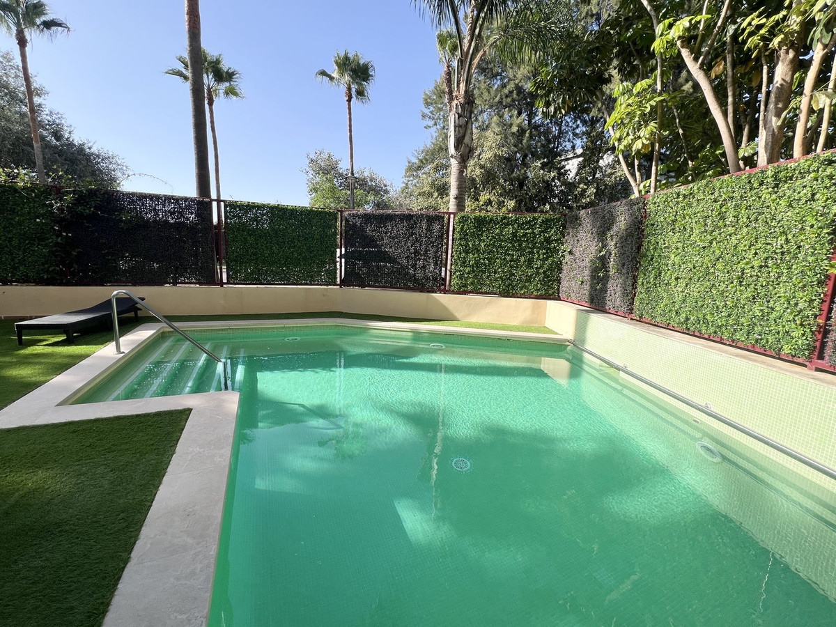 2 Bed Apartment for sale in Sotogrande Costa Del Sol, Cádiz, Spain