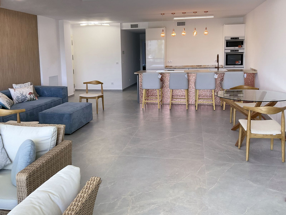 2 Bed Apartment for sale in Sotogrande Costa Del Sol, Cádiz, Spain